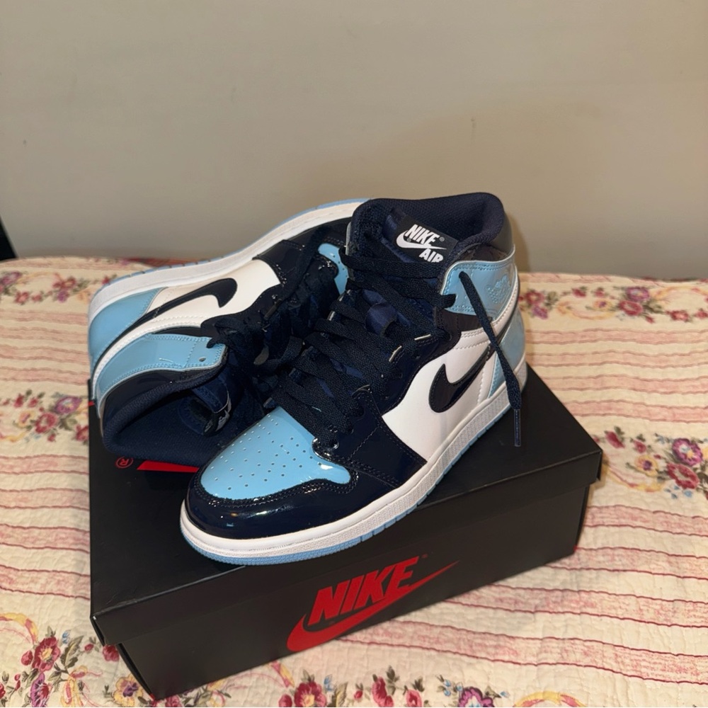 Nike Air Jordan 1 High Tops Light Blue UNC Patent Leather Sneakers Women Size 7